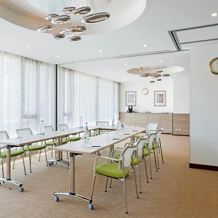 Continental מלון לוזאן