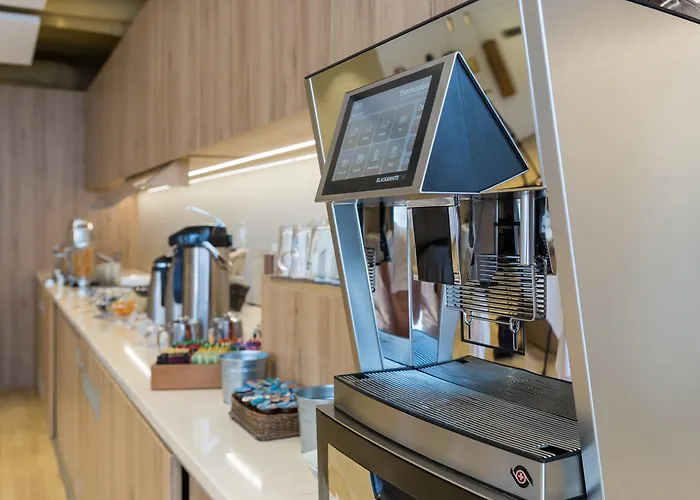 Continental Hotel 4*